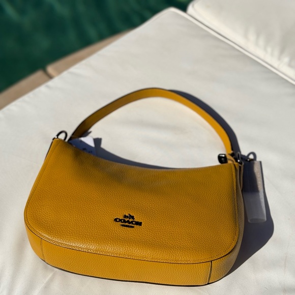 Coach Chelsea NWT Leather Shoulder Bag - Picture 12 of 12